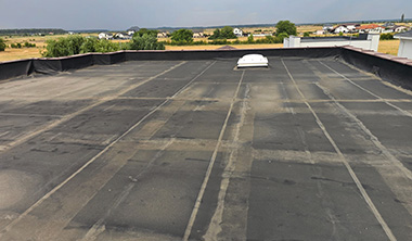 Detaliu racord EPDM la atic – Tunari