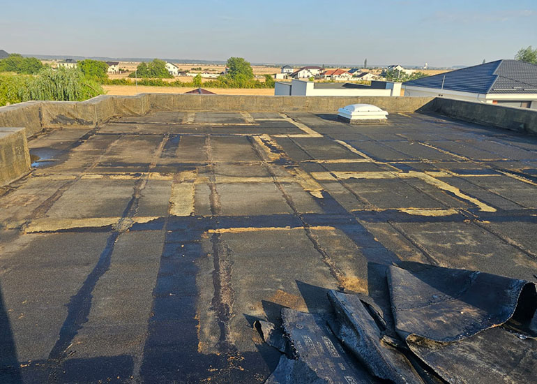 Membrană EPDM în aderență totală pe terasă, Tunari – detaliu montaj